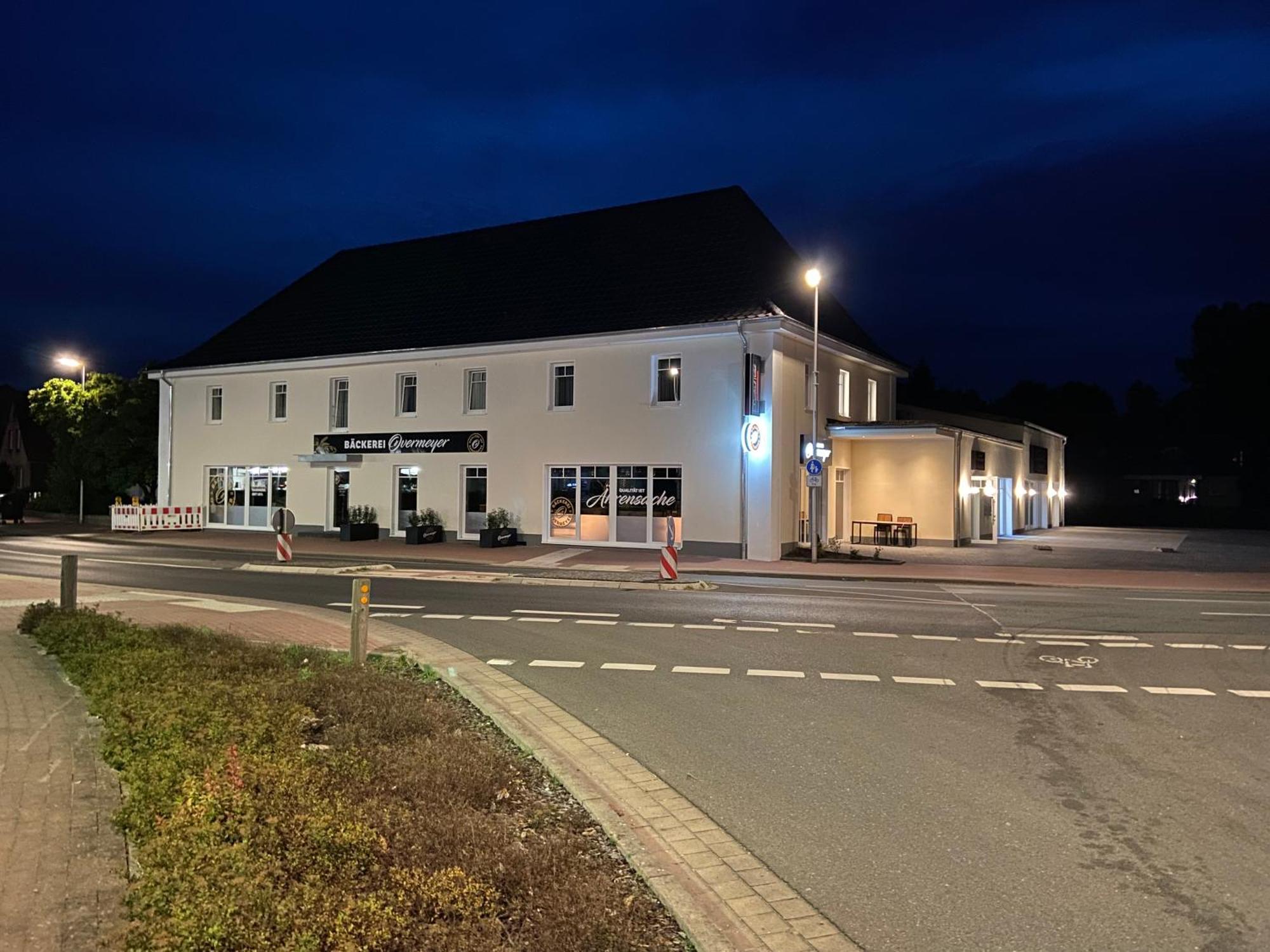 Central Hotel Wagenfeld Exterior photo